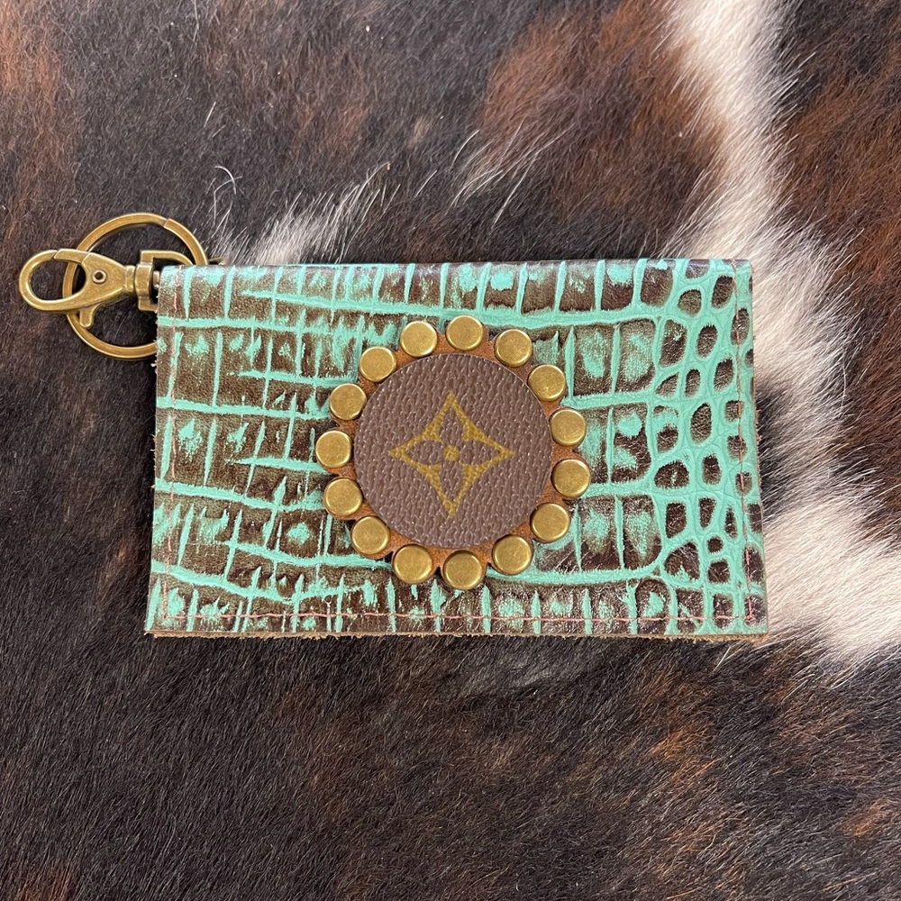 Stylish Crocodile Pattern Keychain Wallet